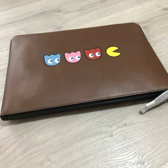 Coach Large Pouch With Pac-Man Motif Saddle - Picture 4 of 8
